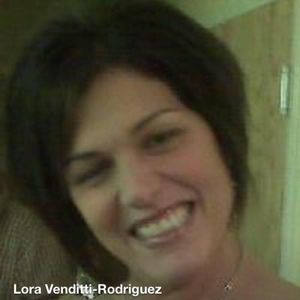 Meet your Posher, Lora